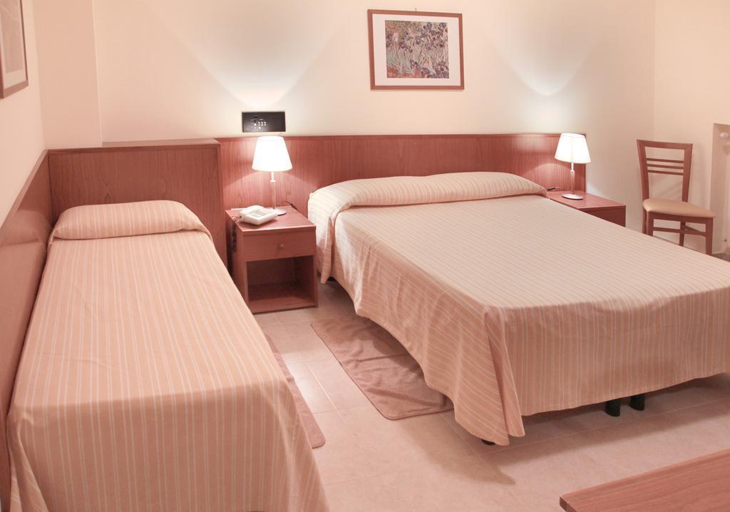 Il Nocchiero City Hotel 소베라토마리나 외부 사진